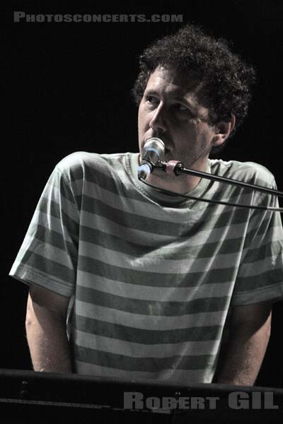 YO LA TENGO - 2007-09-11 - PARIS - Trabendo - Ira Kaplan
